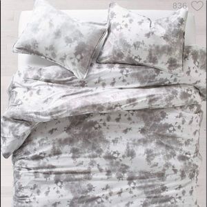 Tie Dye Jersey Comforter and Sham Set